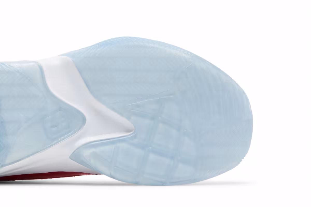 Air Jordan Max Aura 3 University Red, view 6