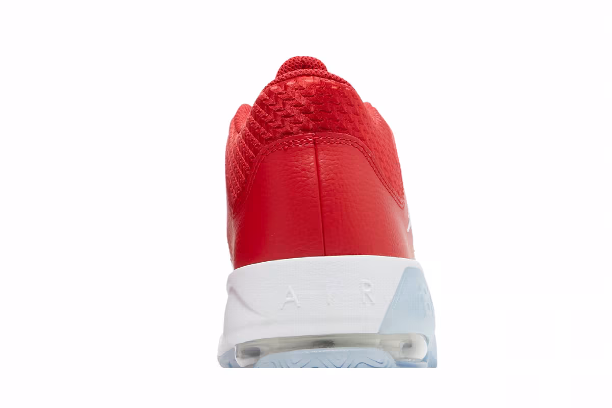 Air Jordan Max Aura 3 University Red, view 8