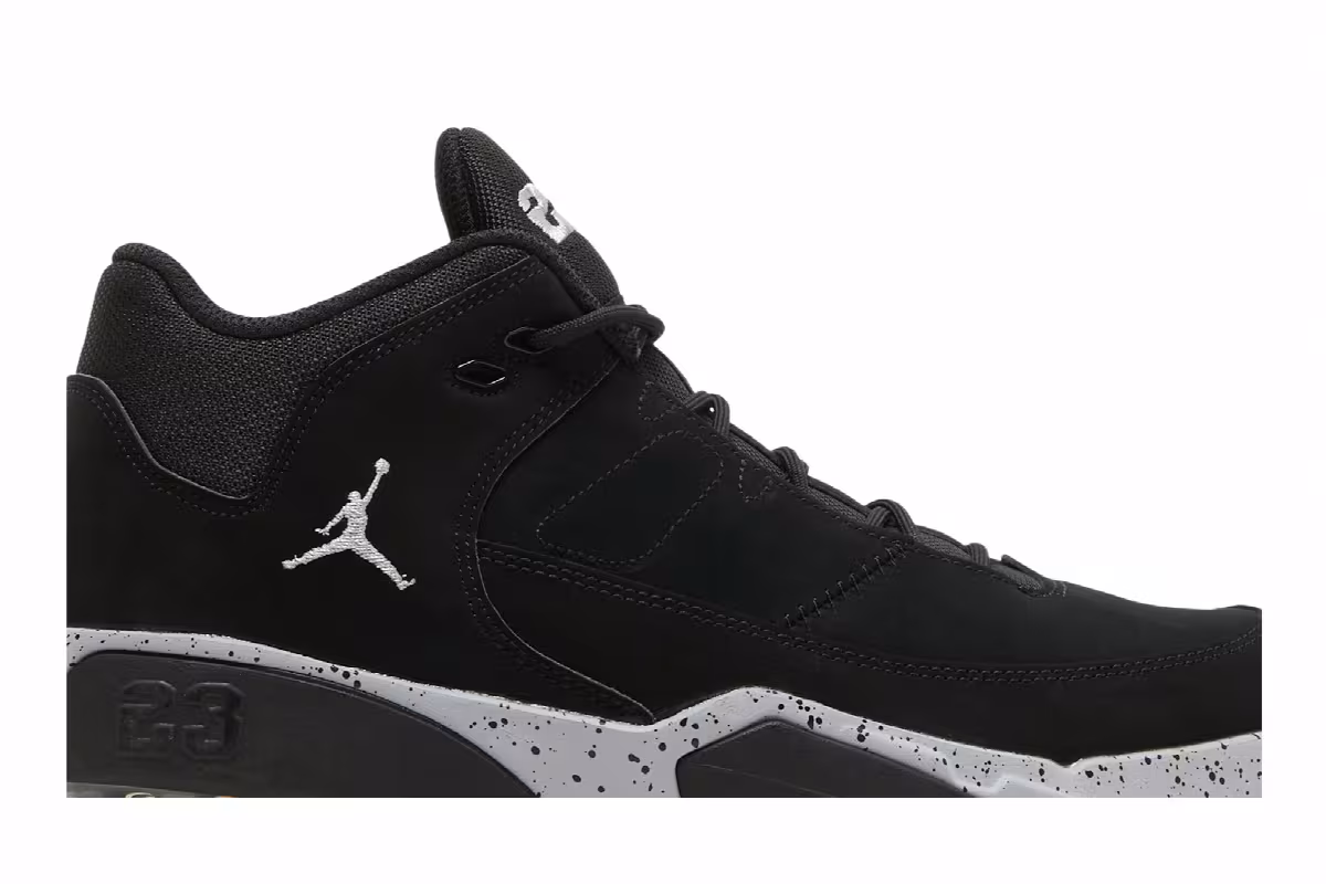 Air Jordan Max Aura 3 Black Wolf Grey, view 3