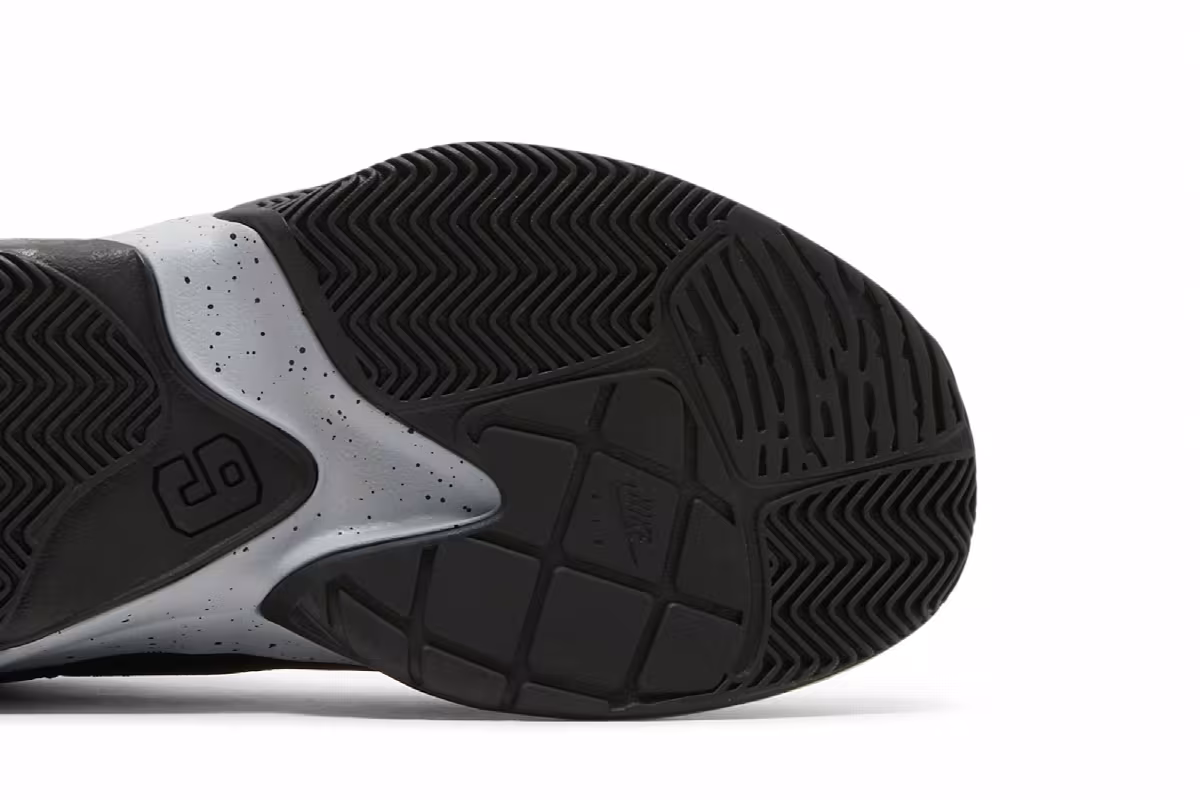 Air Jordan Max Aura 3 Black Wolf Grey, view 6