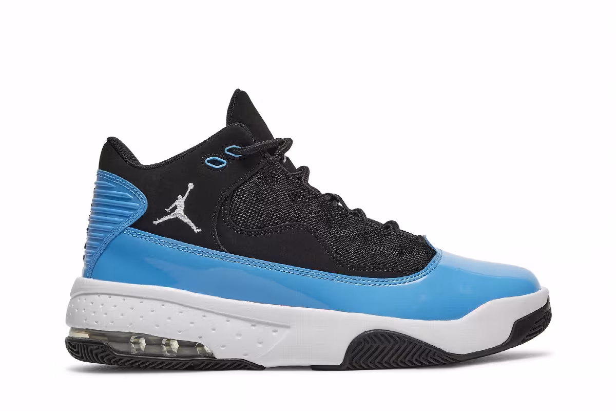 Air Jordan Max Aura 2 GS Black University Blue, view 2