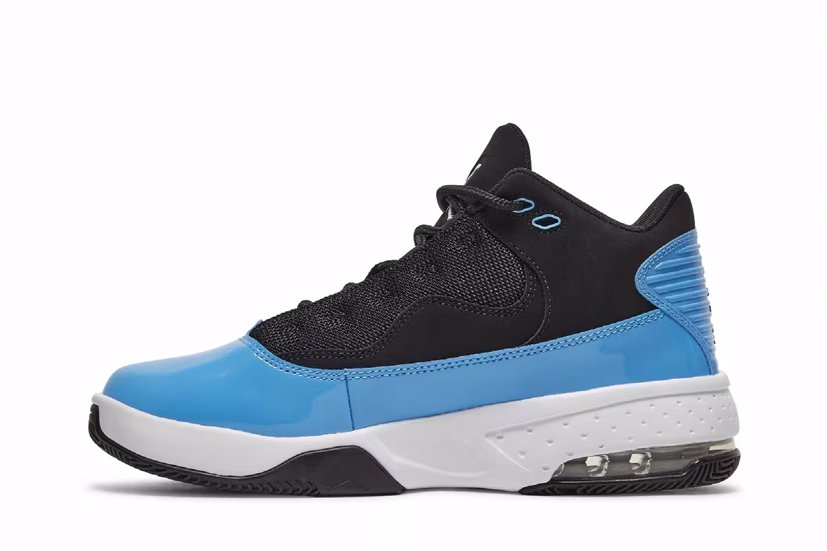 Air Jordan Max Aura 2 GS Black University Blue, view 4