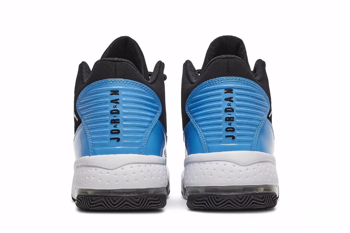 Air Jordan Max Aura 2 GS Black University Blue, view 7
