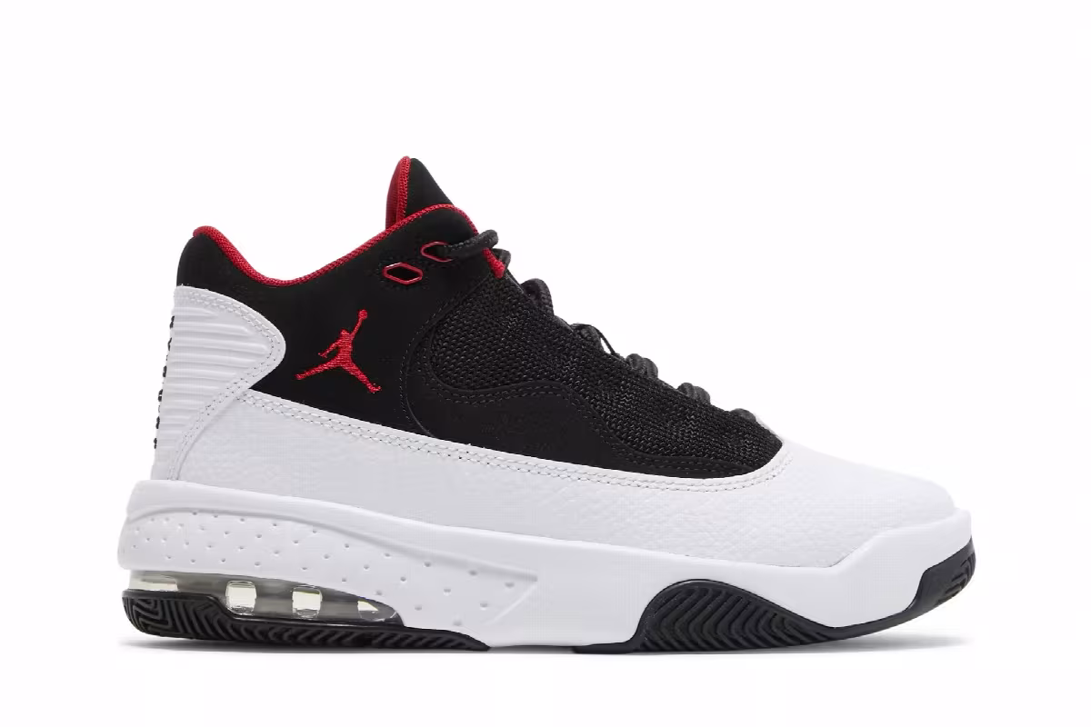Air Jordan Max Aura 2 GS White Black, view 2