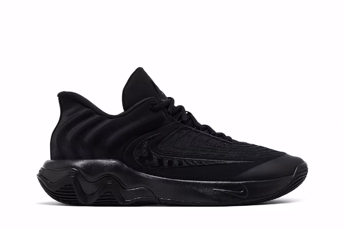 Nike Giannis Immortality 4 Triple Black, view 2