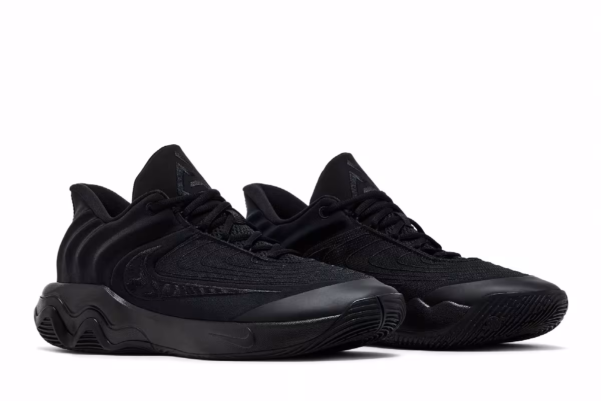 Nike Giannis Immortality 4 Triple Black, view 9