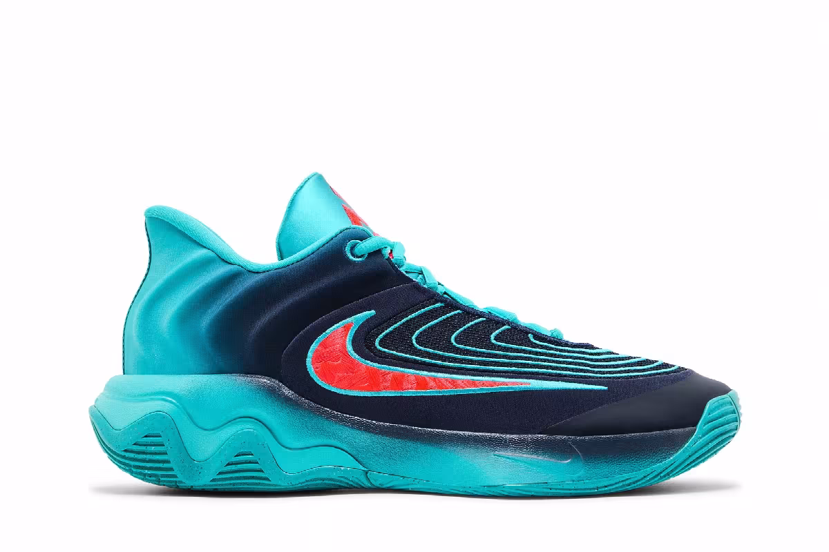 Nike Giannis Immortality 4 Dusty Cactus Bright Crimson, view 2
