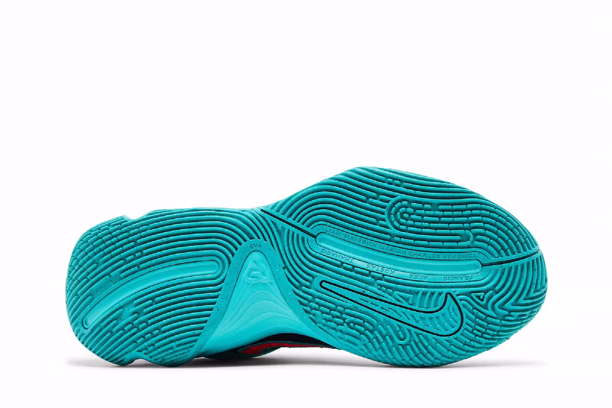 Nike Giannis Immortality 4 Dusty Cactus Bright Crimson, view 5