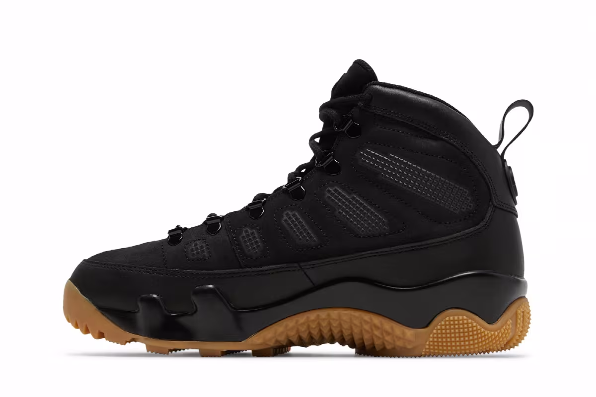 Air Jordan 9 Boot NRG Black Gum, view 4