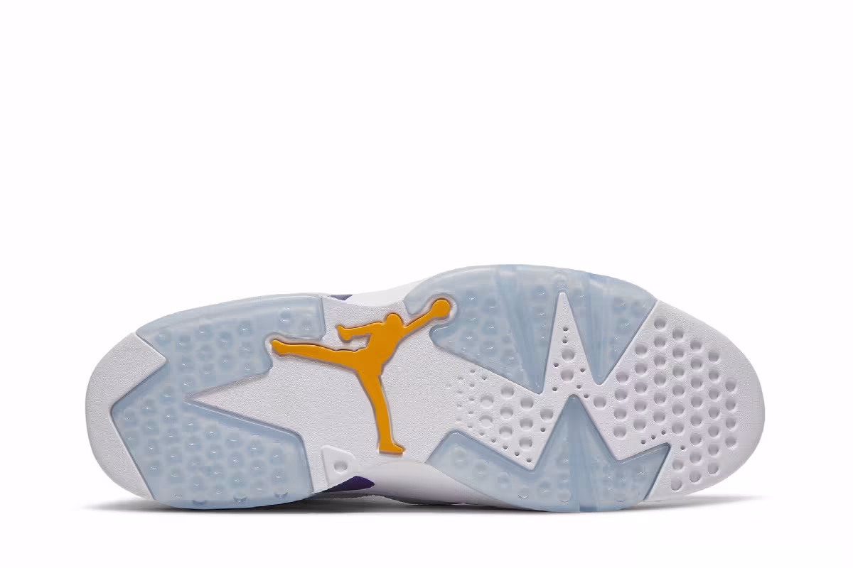 Air Jordan Flight Club 91 Lakers, view 5