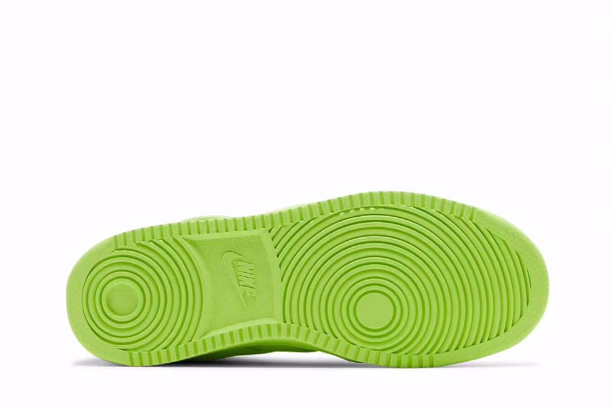 Billie Eilish x Women's Air Jordan 1 KO Volt, view 5