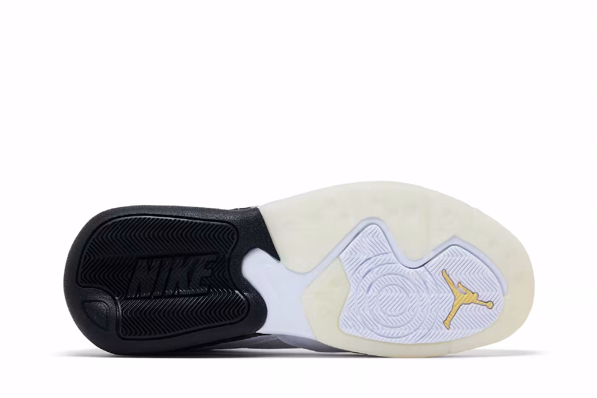 Air Jordan Point Lane White Black Gold, view 5