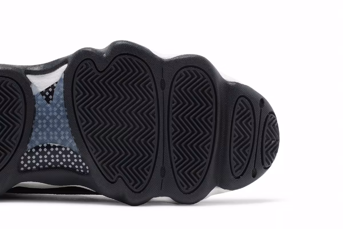 Air Jordan Pro Strong Black White, view 6