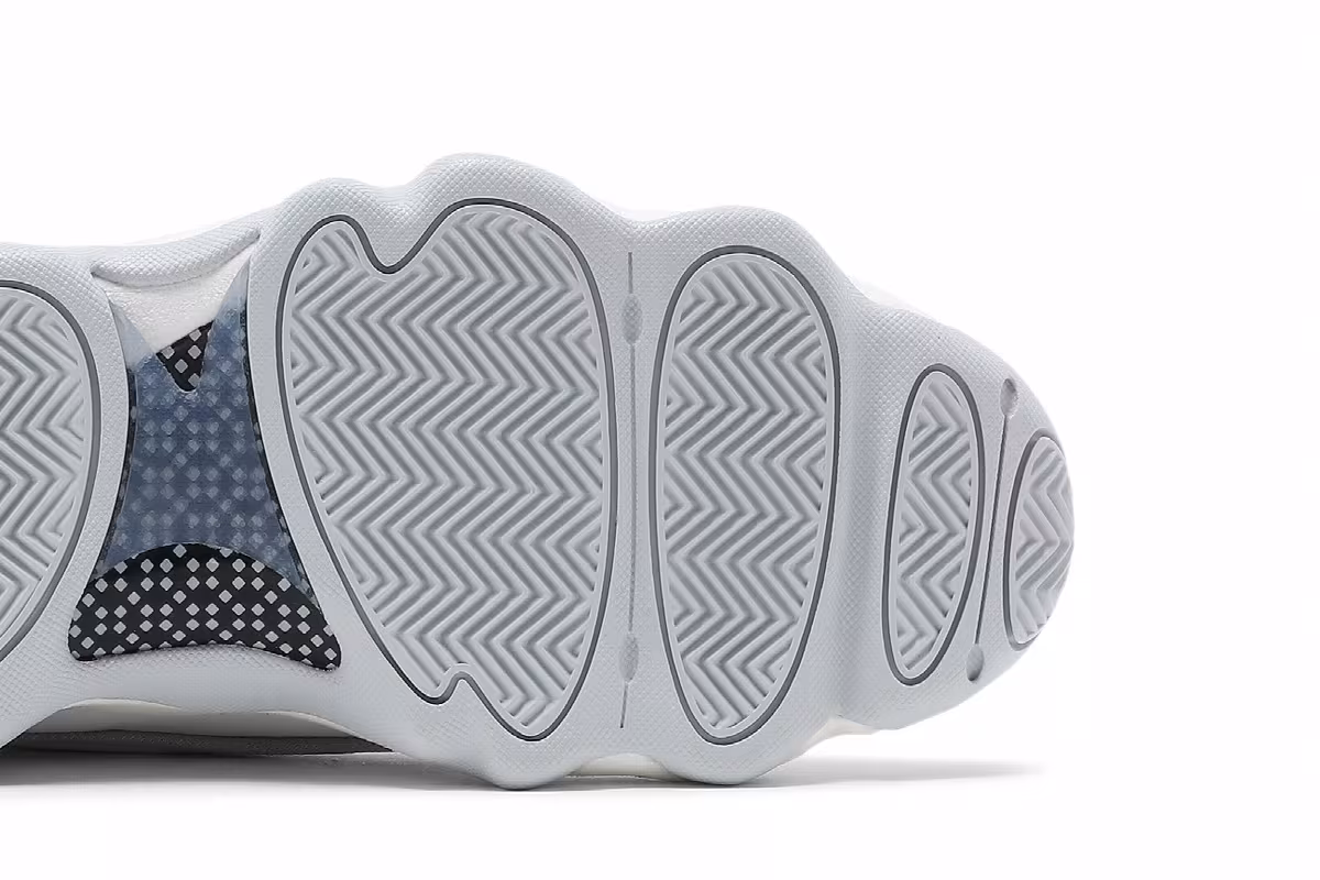 Air Jordan Pro Strong White Metallic Platinum, view 6