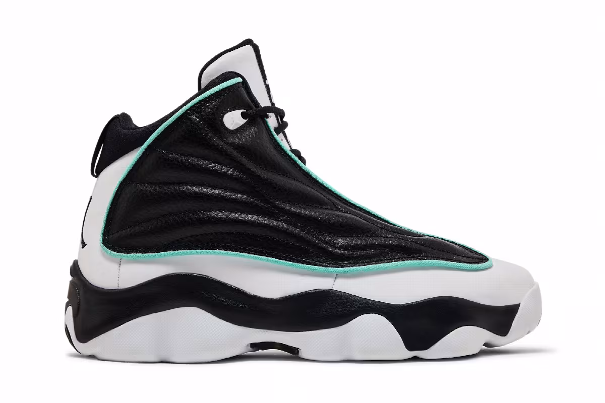 Air Jordan Pro Strong GS Black Tropical Twist, view 2