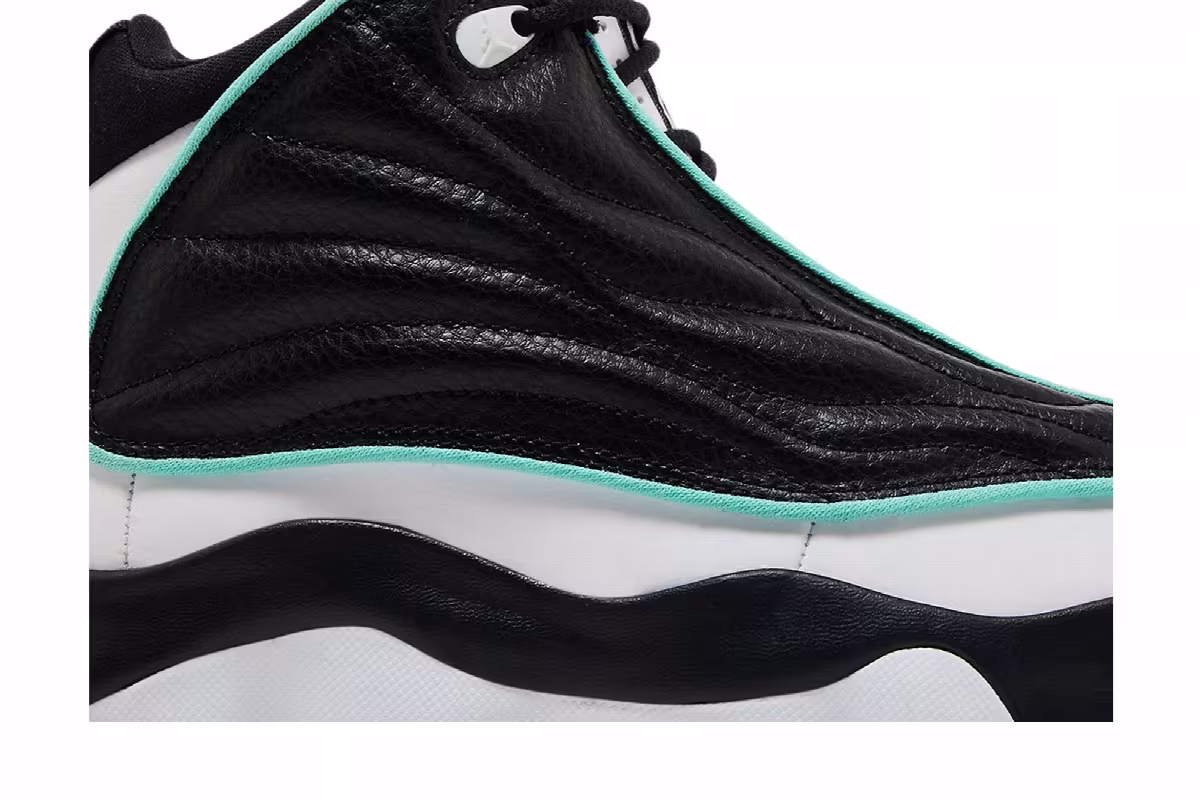 Air Jordan Pro Strong GS Black Tropical Twist, view 3