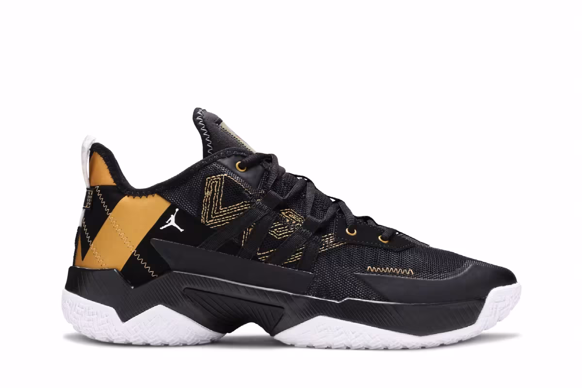 Air Jordan One Take 2 PF Black Metallic Gold, view 2