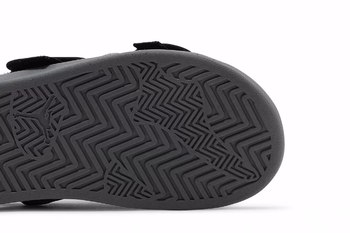 Air Jordan LS Slide Smoke Grey, view 6