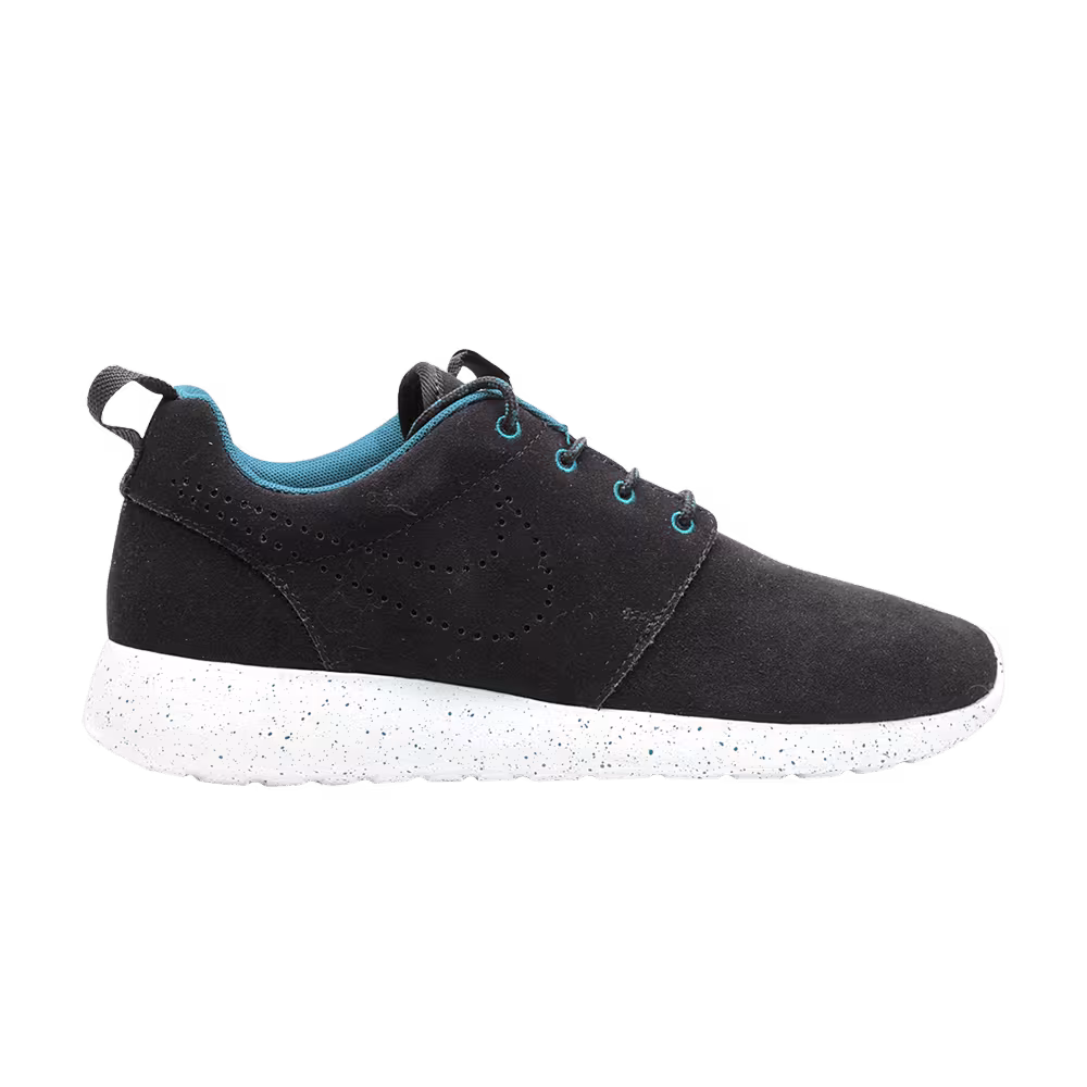 Nike W'S Rosherun Suede