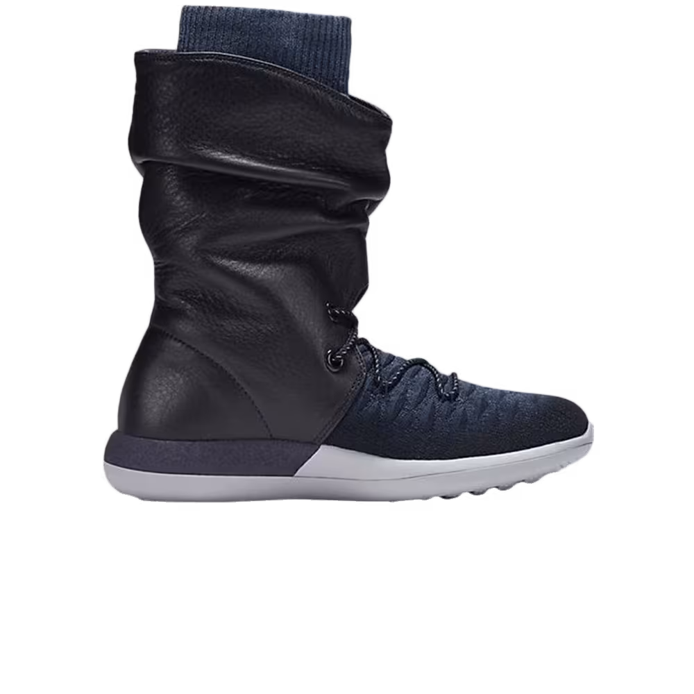 Nike Women's Roshe Two Hi Flyknit