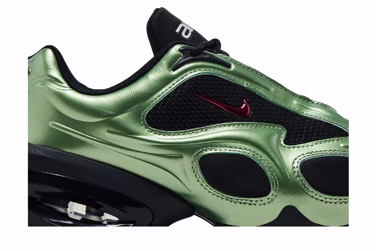 Nike Women's Air Max Muse Metallic Oil Green, view 3