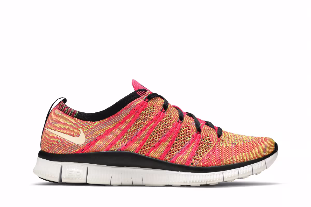 Nike Free Flyknit NSW Pink Flash, view 2