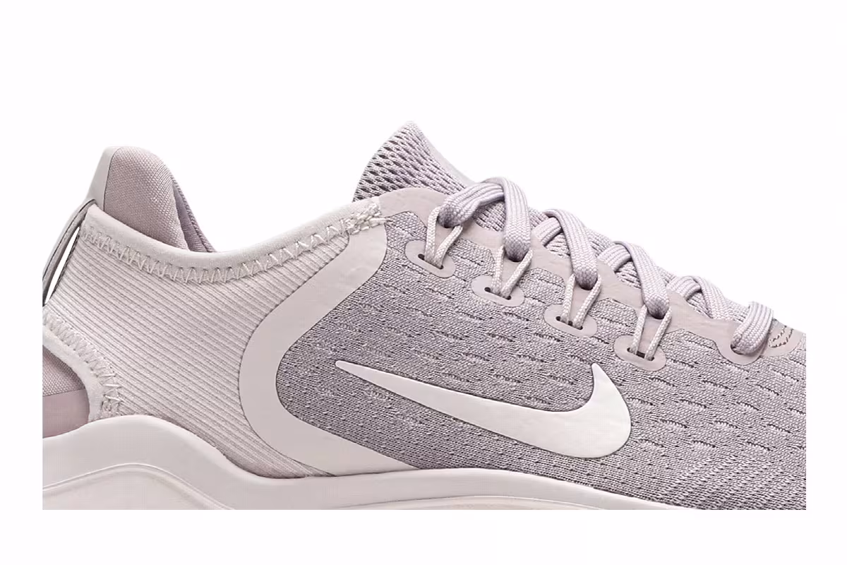 Nike Women's Free RN 2018 Elementa Rose, view 3