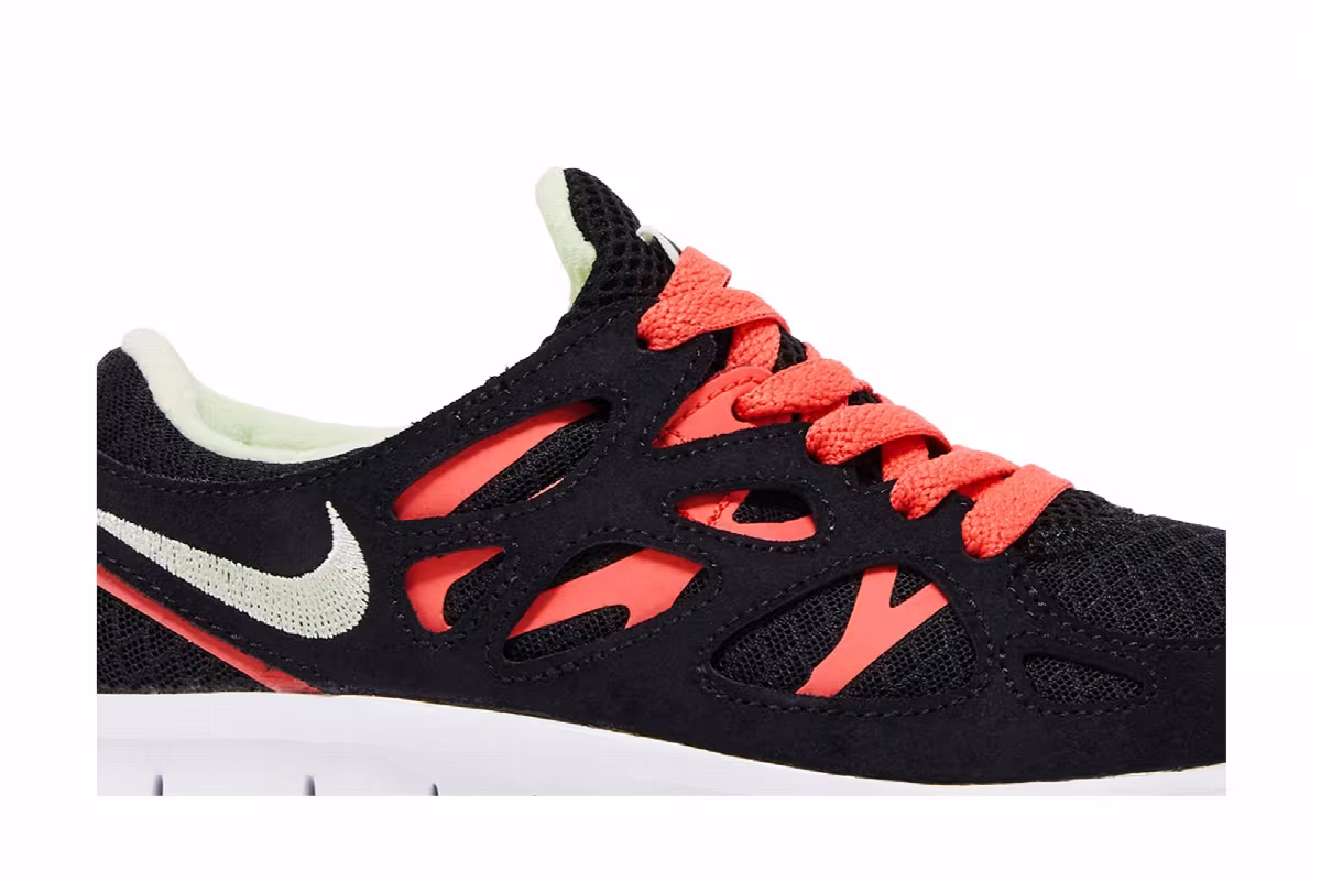Nike Women's Free Run 2 Black Lime Ice, view 3