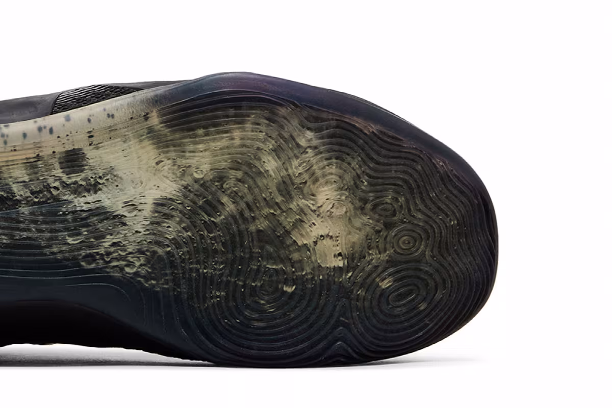 Nike Kobe 9 Elite Low Moonwalker, view 6