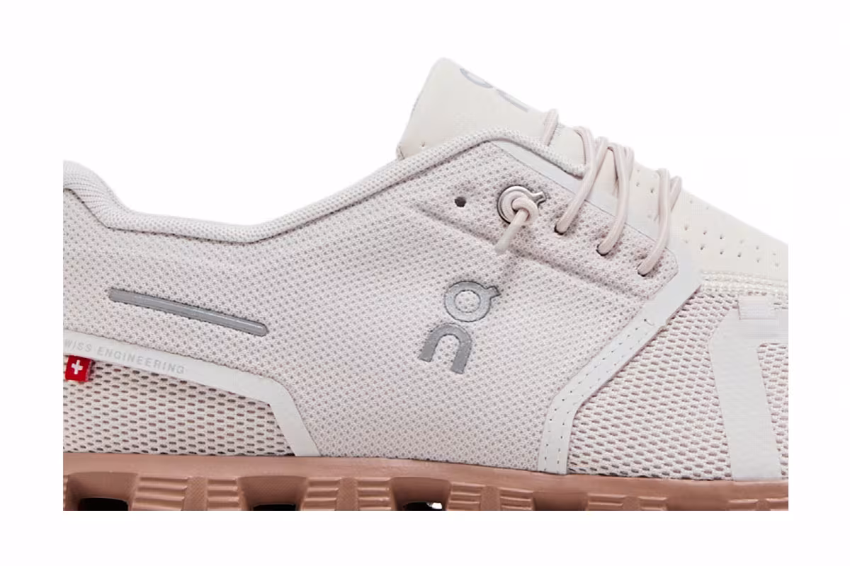 ON Women's Cloud 5 Sand Rosebrown, view 3