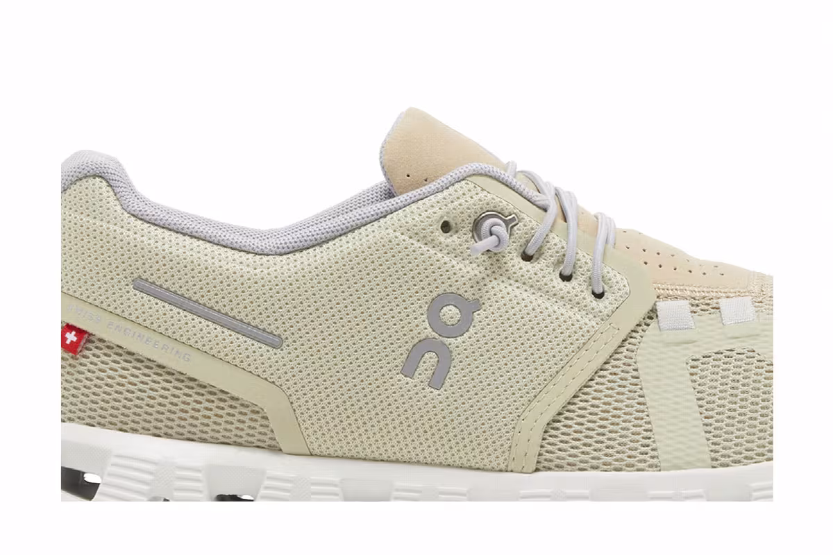ON Women's Cloud 5 Haze Sand, view 3