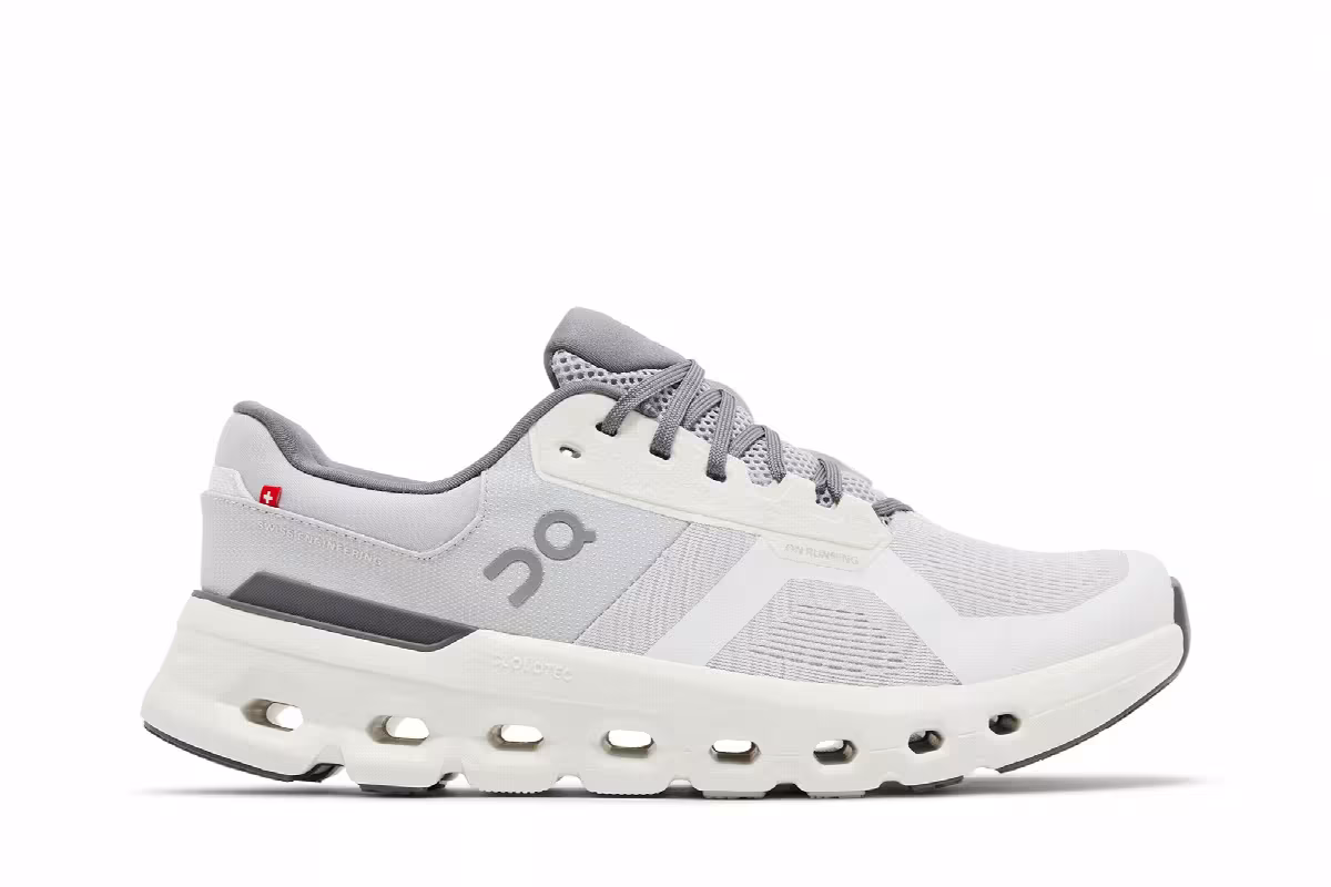 ON Cloudrunner 2 Frost White, view 2