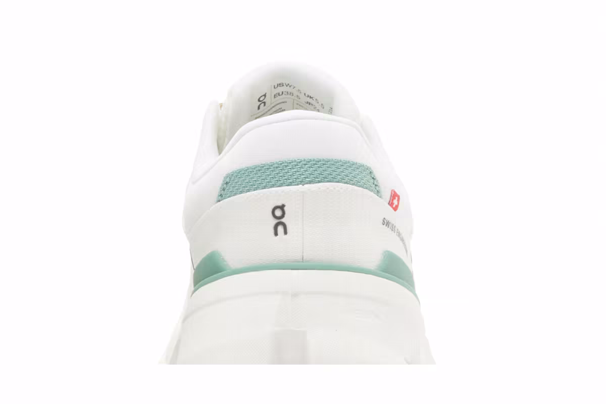 ON Women's Cloudrunner 2 Undyed Green, view 8
