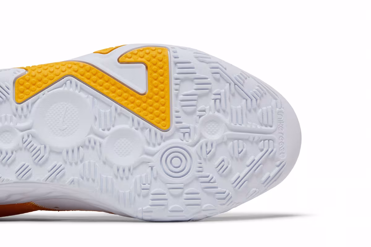 Nike PG 6 TB Promo University Gold, view 6