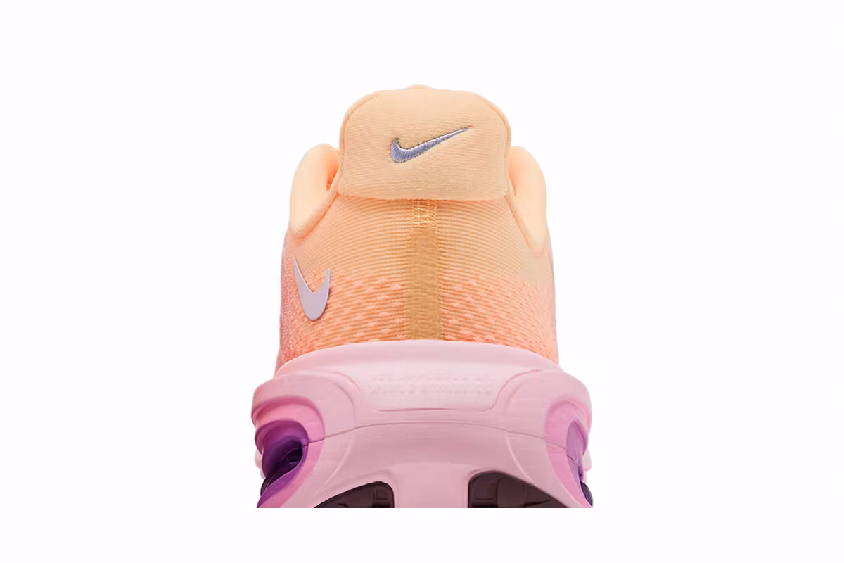 Nike Women's Vomero Premium Tangerine Tint, view 8