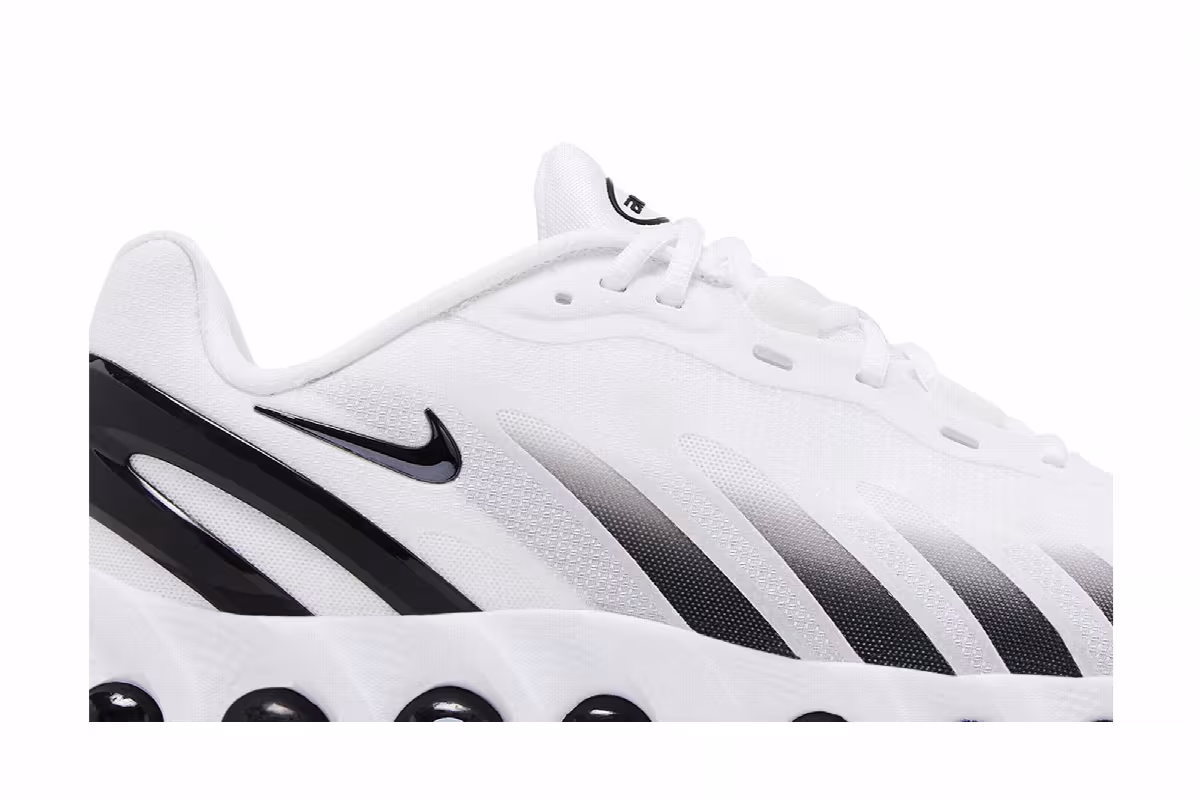 Nike Air Max DN8 White Black, view 3