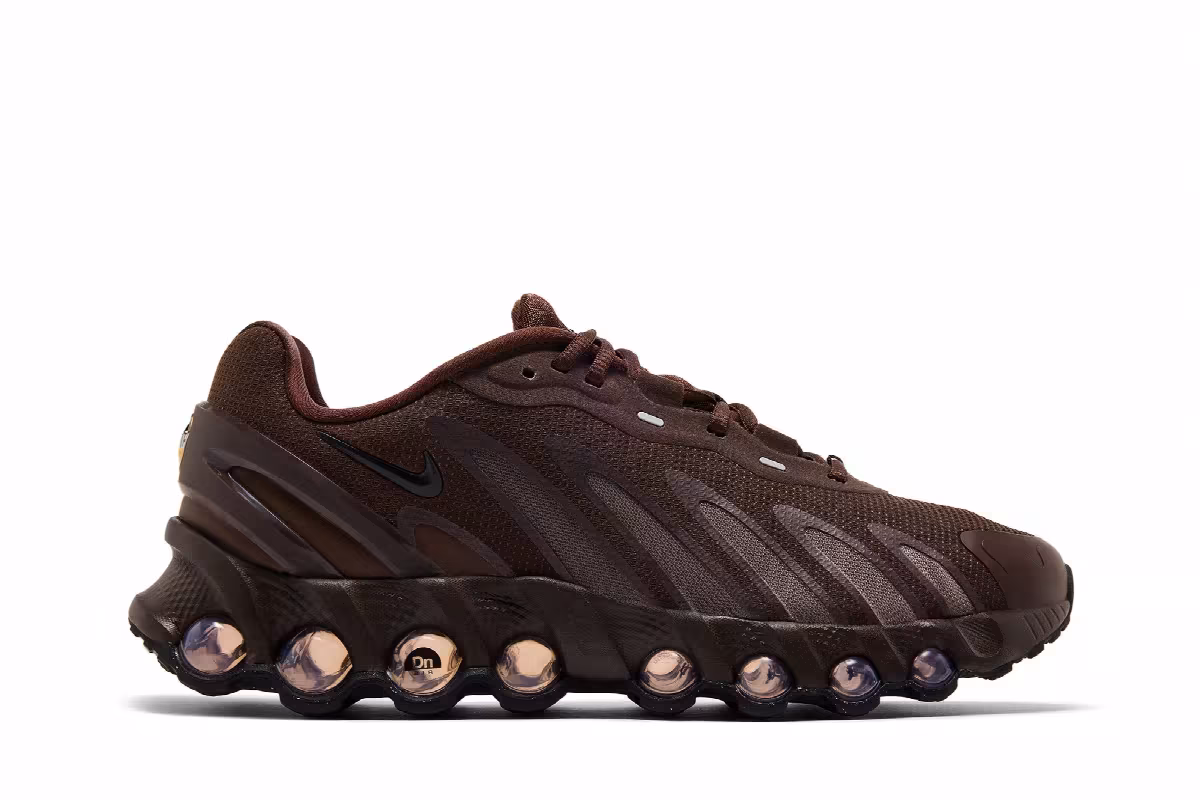 Nike Air Max DN8 Triple Brown, view 2