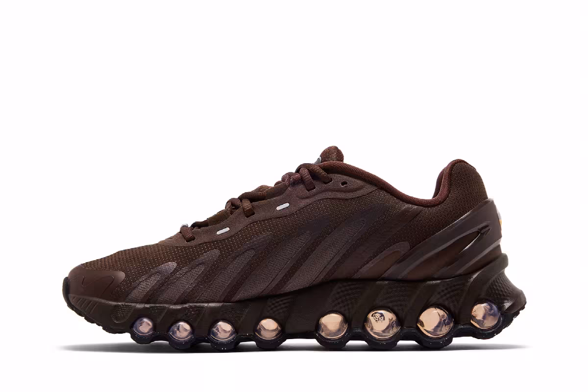 Nike Air Max DN8 Triple Brown, view 4