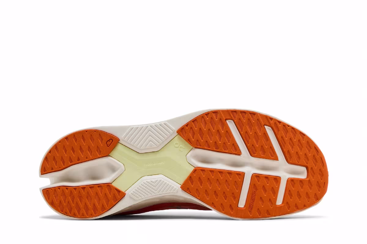 ON Cloudeclipse Flame Ivory, view 5