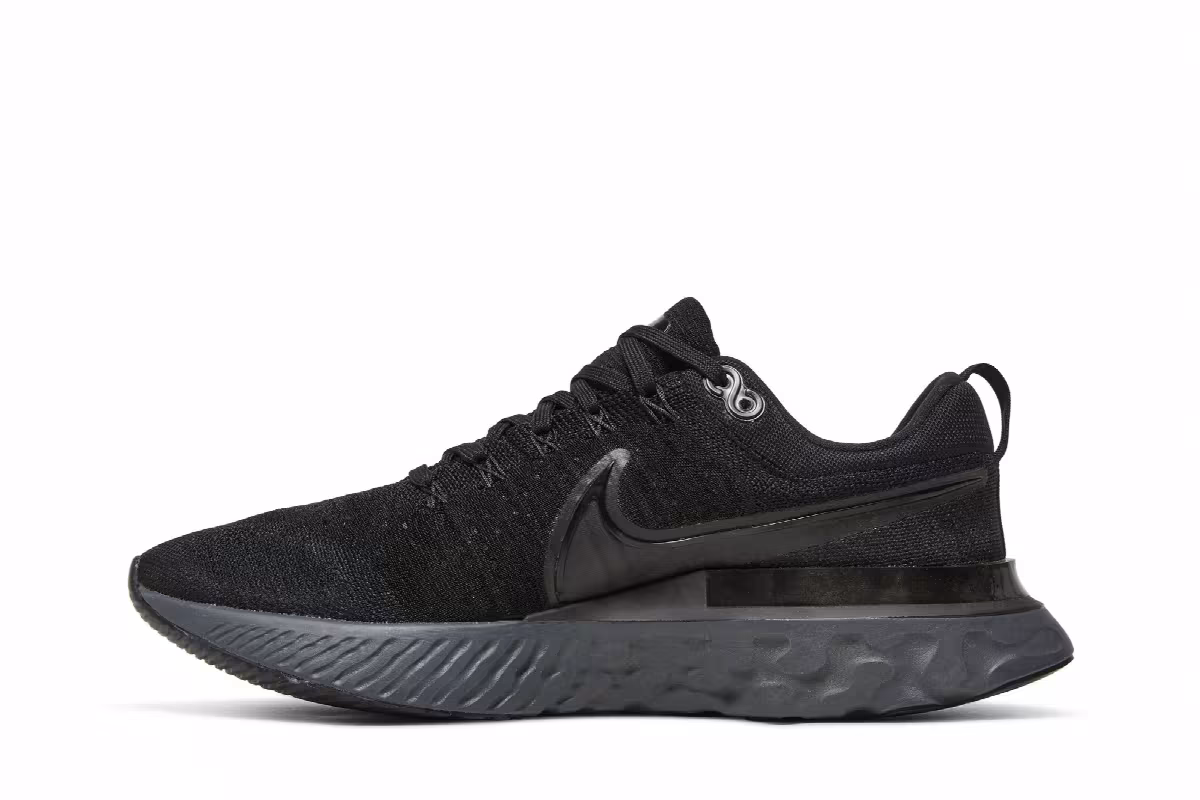 Nike React Infinity Run Flyknit 2 Triple Black, view 4