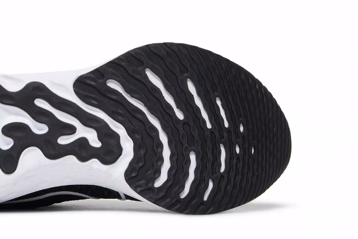 Nike React Infinity Run Flyknit 3 Black White, view 6