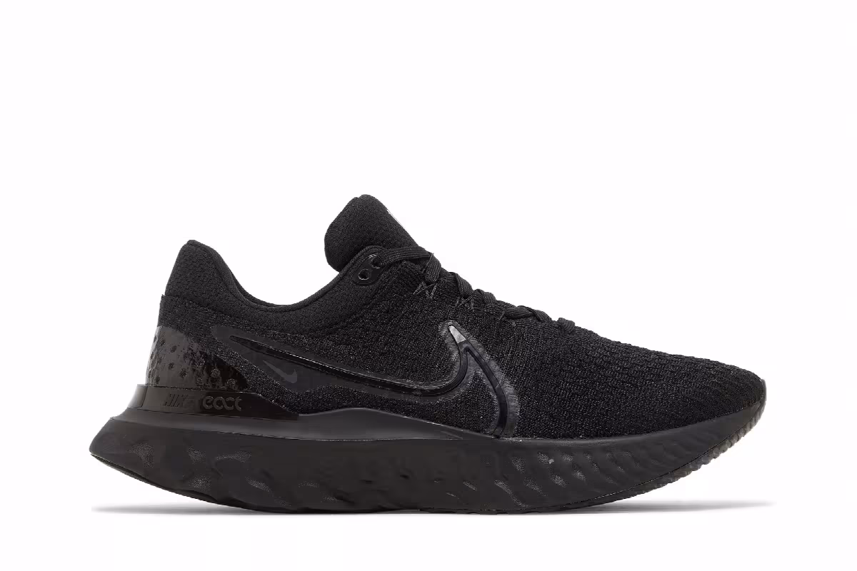 Nike React Infinity Run Flyknit 3 Triple Black, view 2