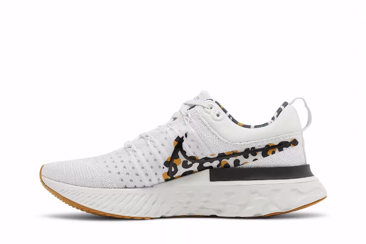 Nike Women's React Infinity Run Flyknit 2 Leopard, view 4