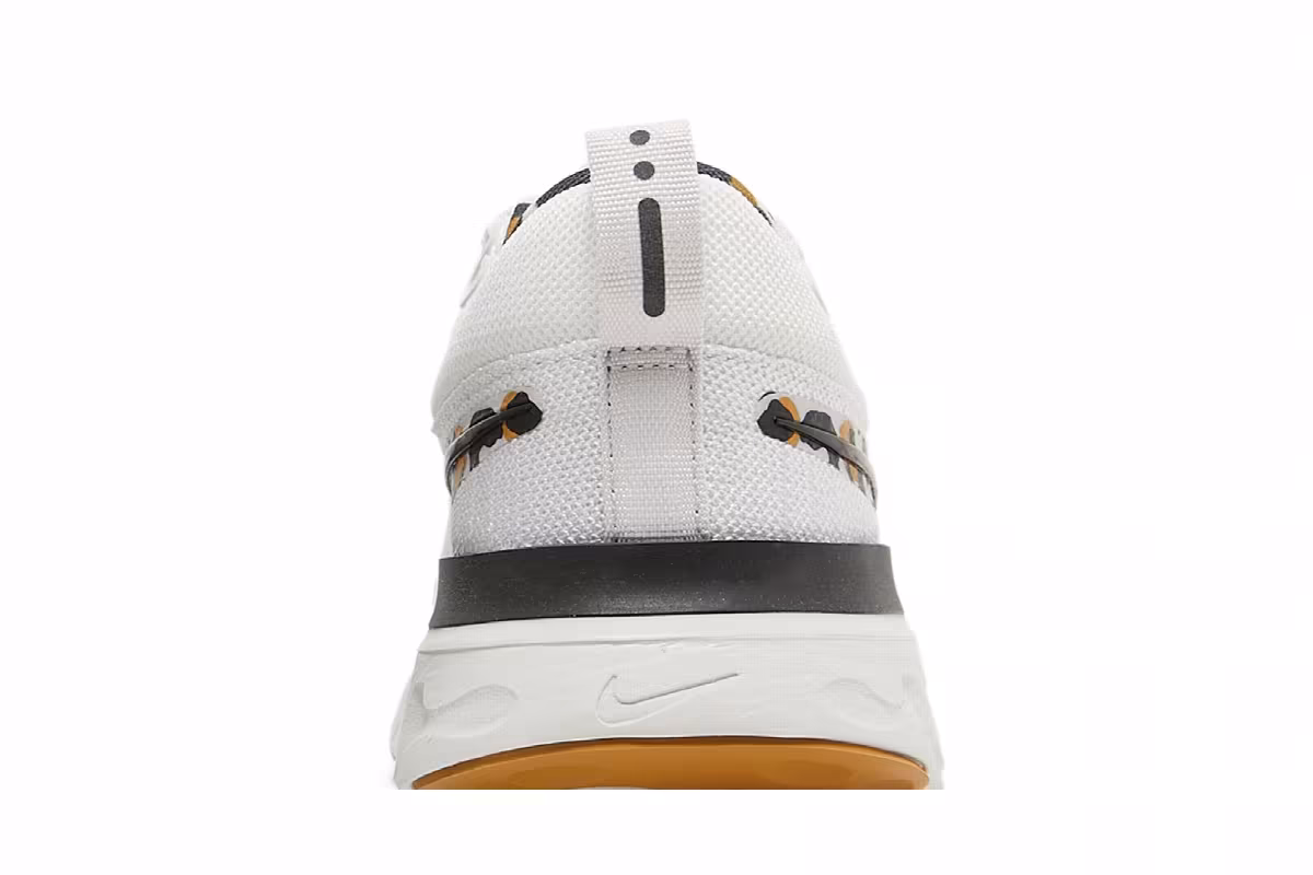 Nike Women's React Infinity Run Flyknit 2 Leopard, view 8