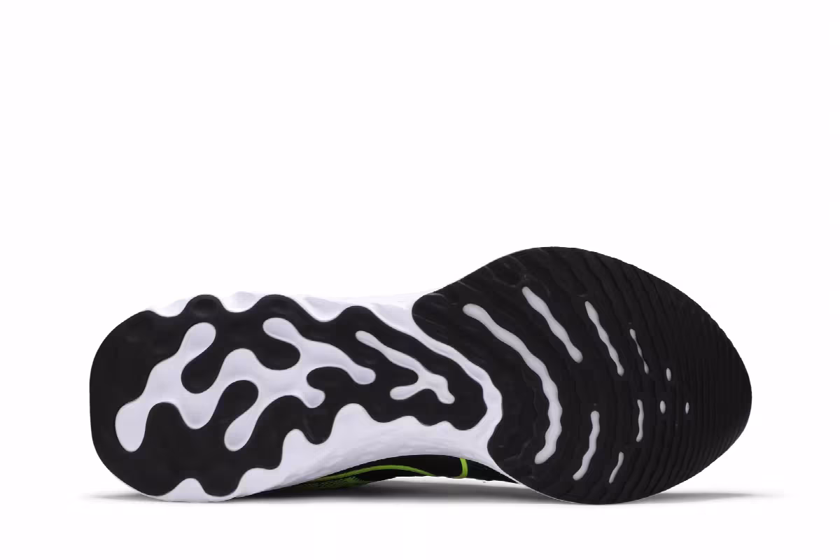 Nike React Infinity Run Flyknit 2 Volt Black, view 5