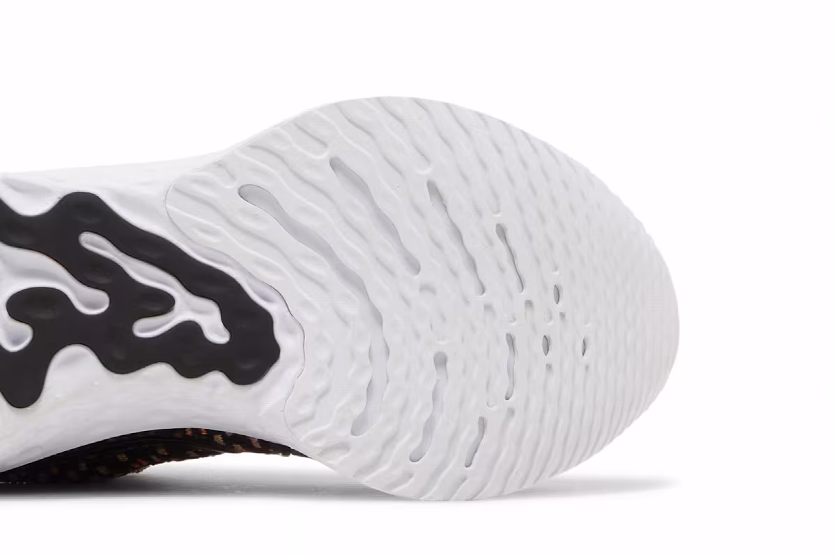 Nike Women's React Infinity Run Flyknit 3 Black Multi, view 6