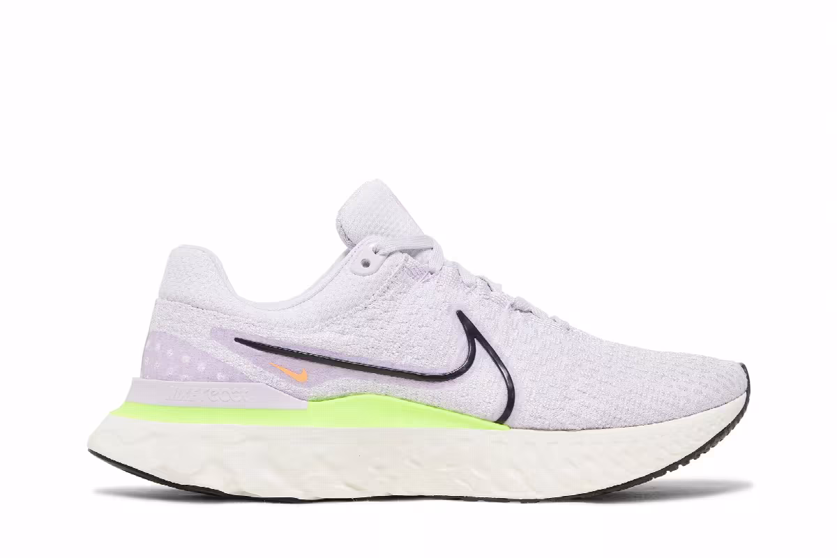 Nike React Infinity Run Flyknit 3 Barely Grape Ghost Green, view 2