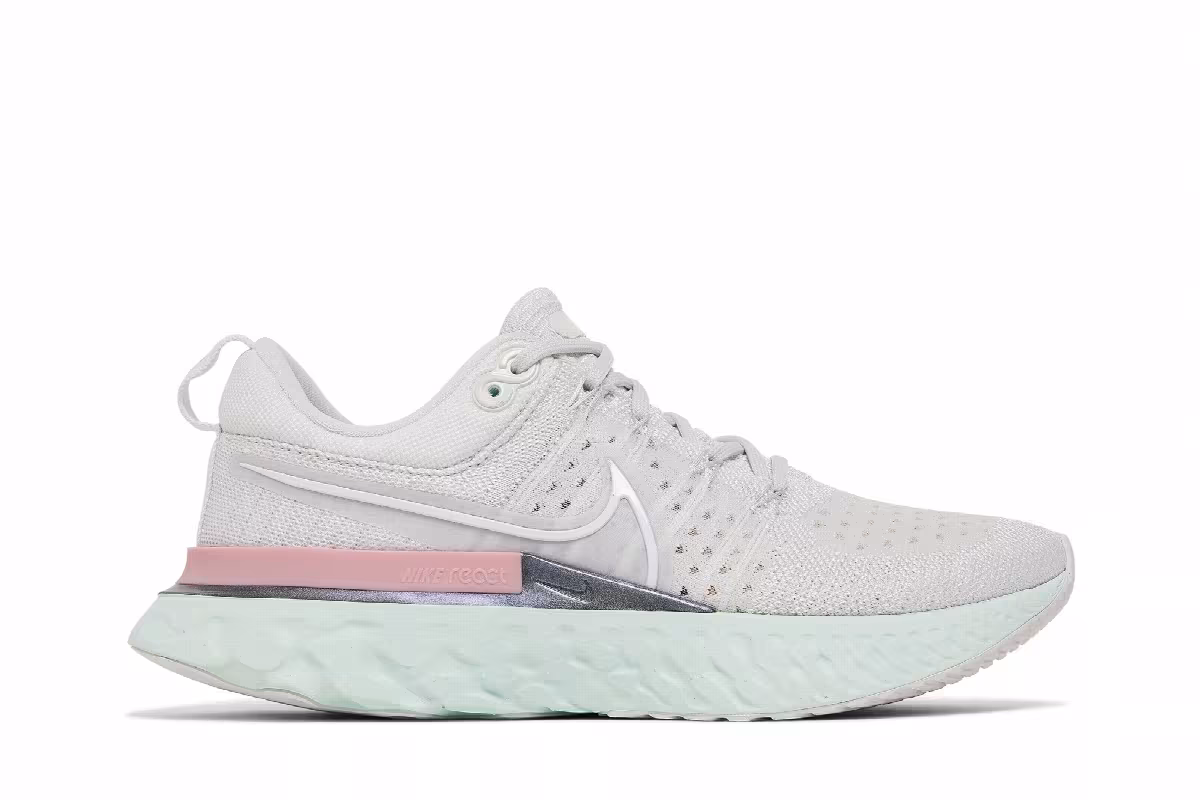 Nike Women's React Infinity Run Flyknit 2 Platinum Tint, view 2