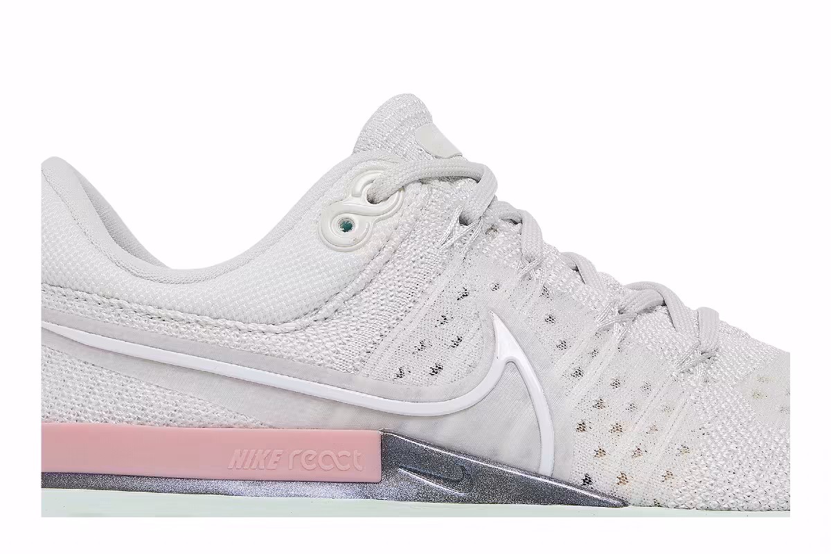 Nike Women's React Infinity Run Flyknit 2 Platinum Tint, view 3