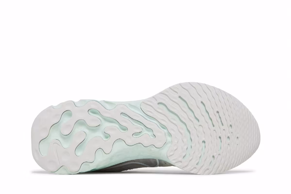 Nike Women's React Infinity Run Flyknit 2 Platinum Tint, view 5